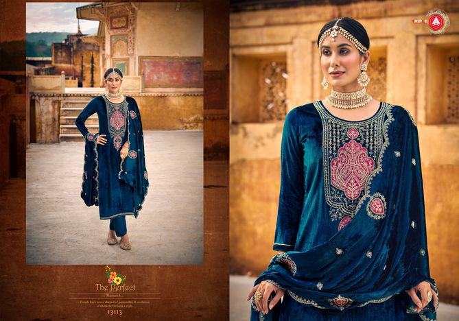 Taj Arabia By Triple Aaa Winter Wear Velvet Designer Salwar Kameez Wholesalers In Delhi